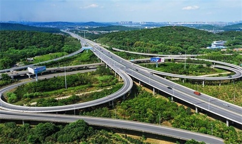 宁城钢筋套筒应用于高速公路